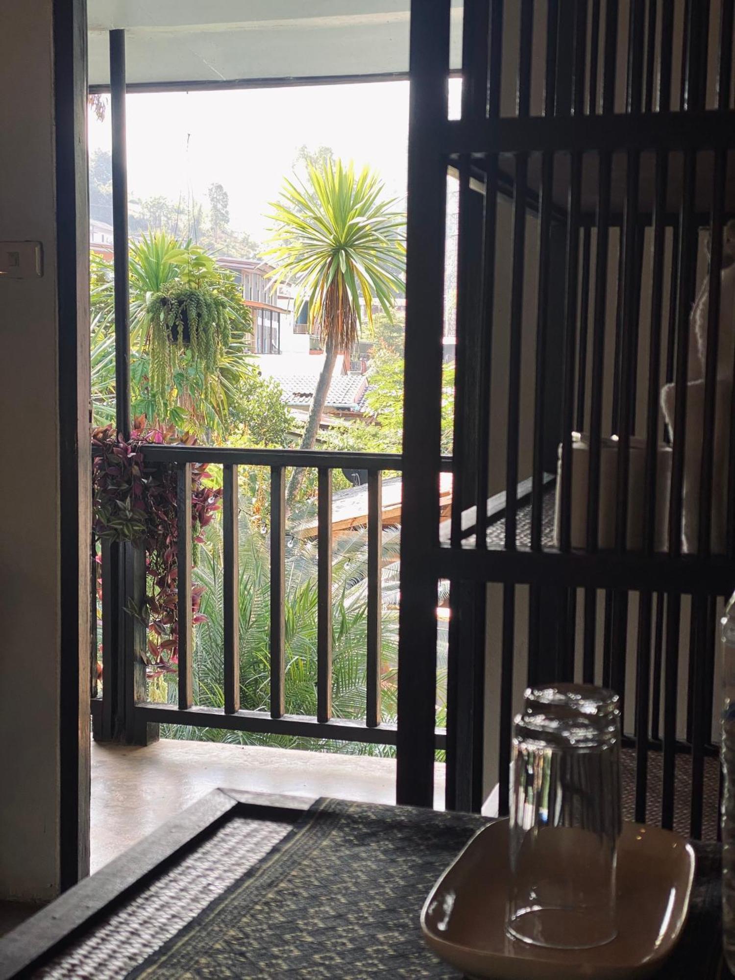 Little Eden Guesthouse Pang Mapha Εξωτερικό φωτογραφία