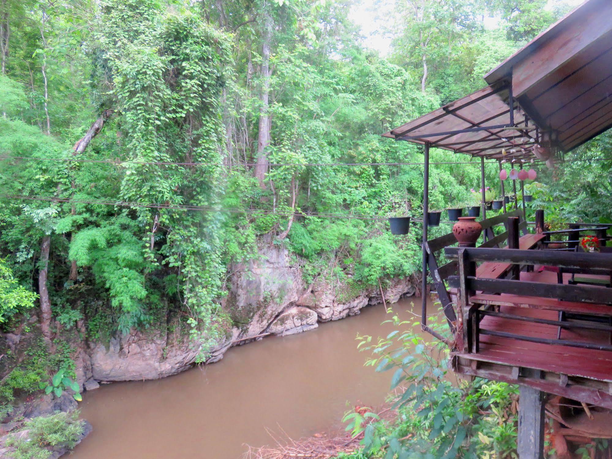 Little Eden Guesthouse Pang Mapha Εξωτερικό φωτογραφία